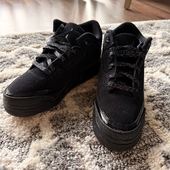 Black cat 4s - Picture 1 of 4